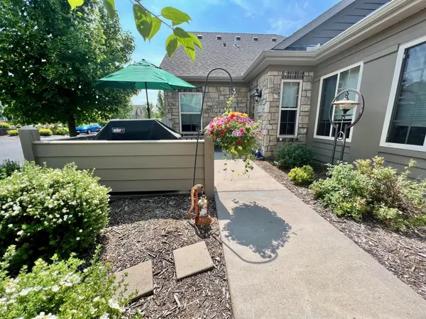 24049 Rivers Edge RD, Rogers, MN 55374