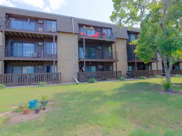 3421 Kent ST #513, Shoreview, MN 55126