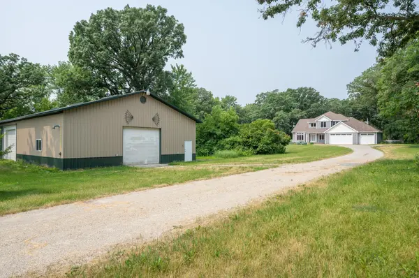 17965 535th ST, West Concord, MN 55985