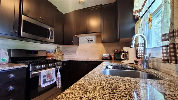 3724 Woodbine LN N, Brooklyn Center, MN 55429