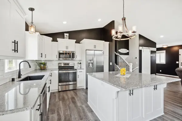 6634 325th AVE NW, Spencer Brook Twp, MN 55371