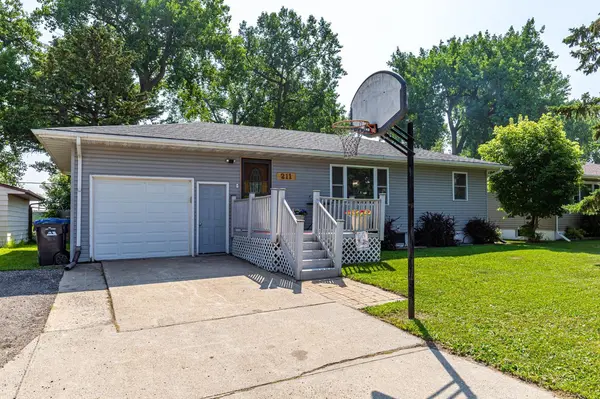 211 4th ST NE, Dilworth, MN 56529