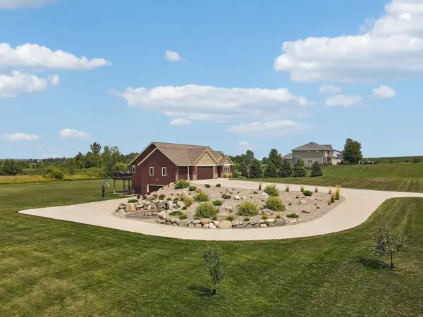 11950 Murphy LN, Belle Plaine Twp, MN 56011