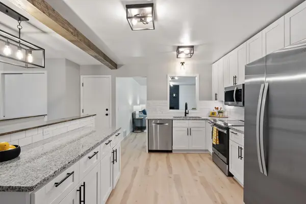 6445 Olson Memorial Highway, Golden Valley, MN 55427