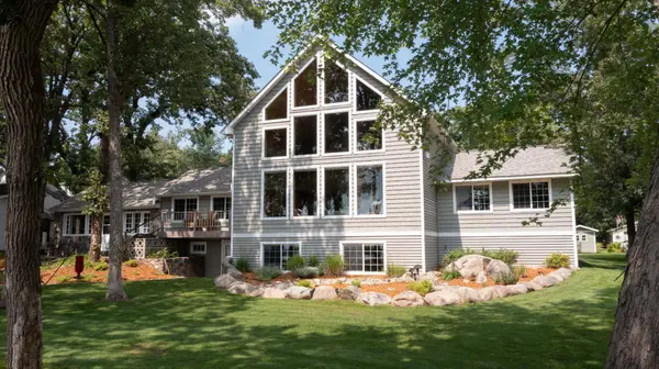 40652 Holiday TRL, Battle Lake, MN 56515