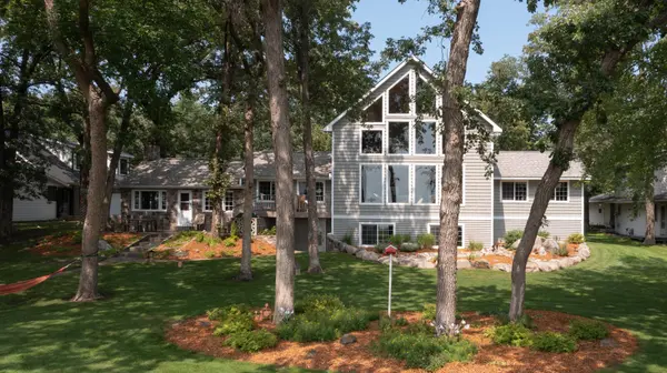 40652 Holiday TRL, Battle Lake, MN 56515