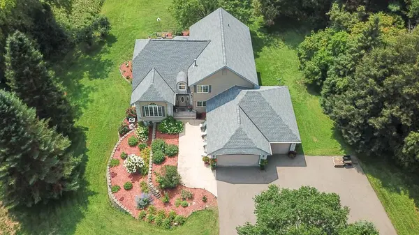 9605 57th ST N, Lake Elmo, MN 55042