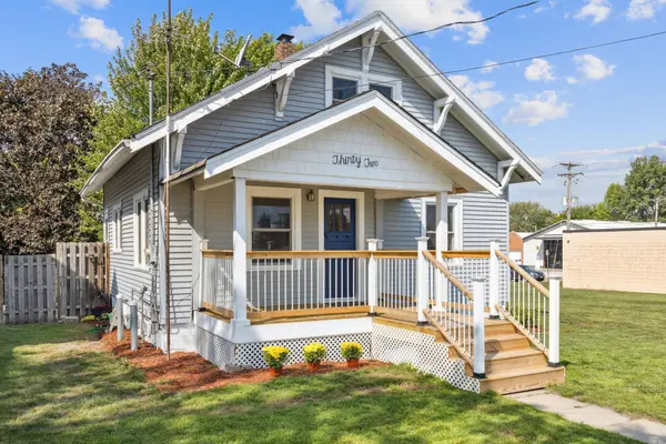 32 Maple AVE S, Maple Lake, MN 55358