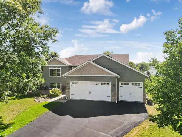 17594 Fieldfare WAY, Lakeville, MN 55024