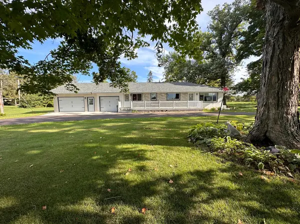 19785 Saint Croix, Pine City Twp, MN 55063