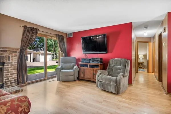 11410 Dogwood ST NW #301, Coon Rapids, MN 55448