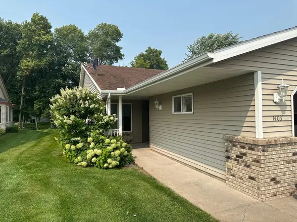 1403 Fairview LN, Little Falls, MN 56345