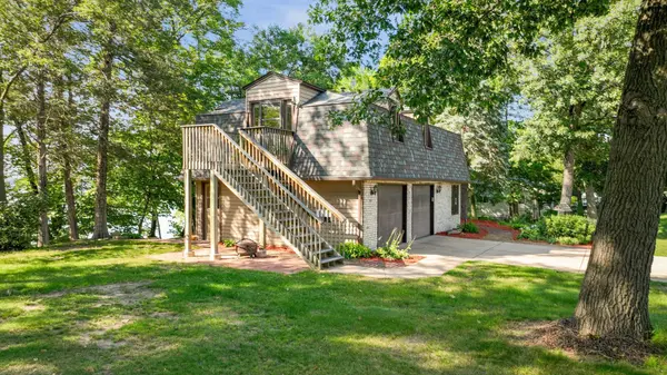 26792 Lofton AVE, Chisago Lake Twp, MN 55013