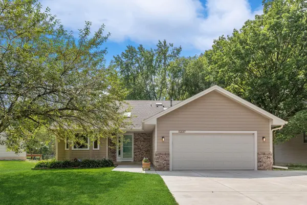 5237 W 145th ST, Savage, MN 55378