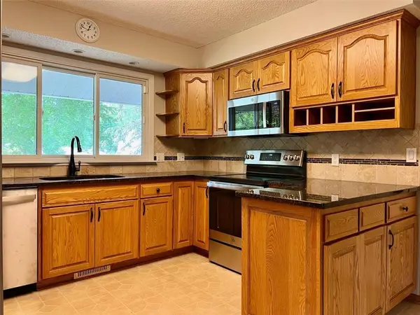 12909 18th AVE S, Burnsville, MN 55337