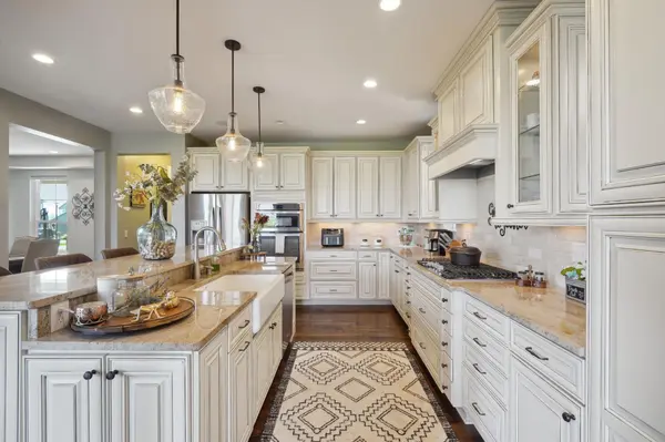 4167 Prairie View TRL, Medina, MN 55340