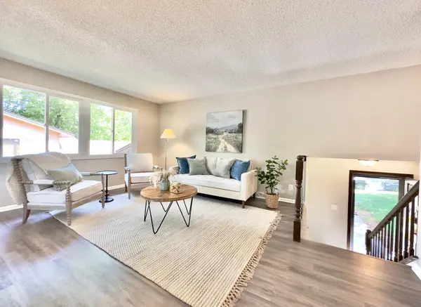 13016 Oliver AVE S, Burnsville, MN 55337