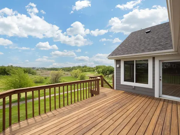 404 Buffalo Run RD, Buffalo, MN 55313