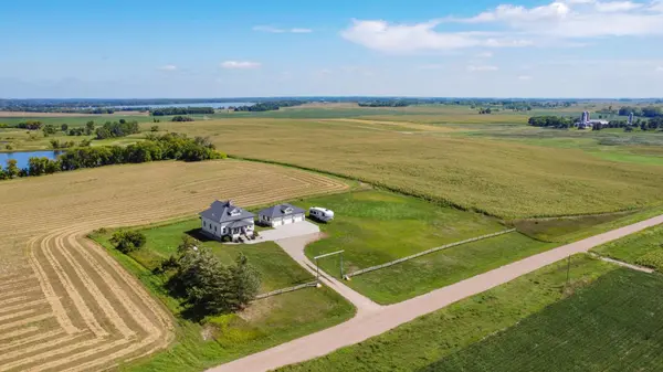 22989 95th ST NW, Sunburg, MN 56289