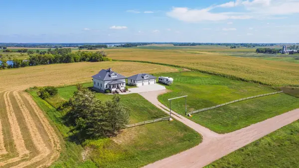 22989 95th ST NW, Sunburg, MN 56289