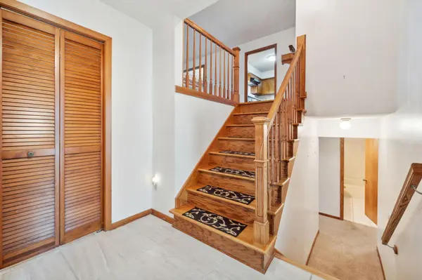 14486 Upper Guthrie CT, Apple Valley, MN 55124