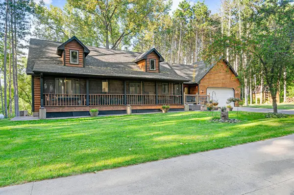 3041 332nd AVE NW, Cambridge, MN 55008
