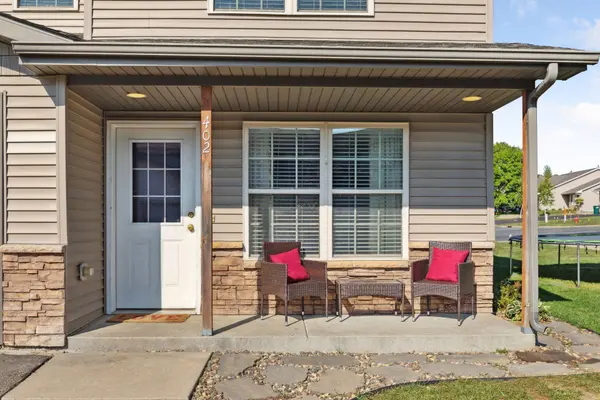 402 Sierra PL, Roberts, WI 54023