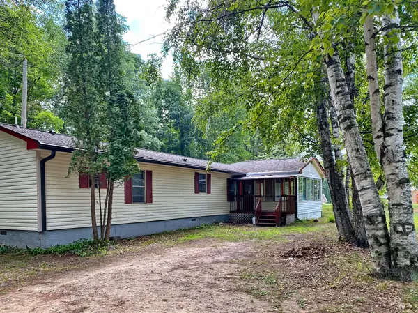 21876 Tuxedo RD, Lake Edward Twp, MN 56468