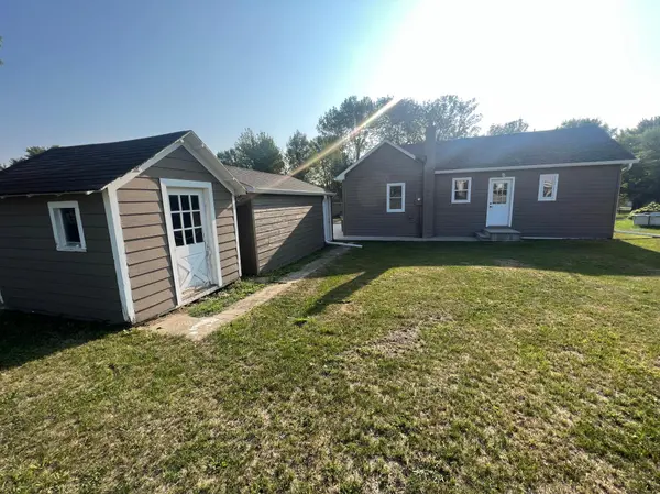 521 Pennsylvania AVE, Adrian, MN 56110