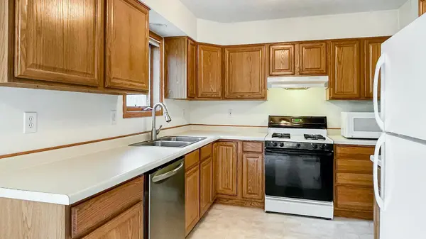 1686 Vern DR, Arthur Twp, MN 55051