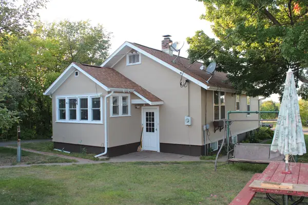 213 W Wisconsin AVE, Grantsburg, WI 54840