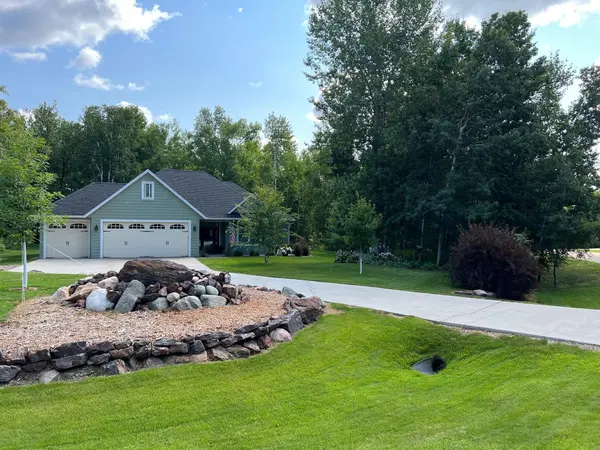 206 S Birch LN, Coleraine, MN 55722