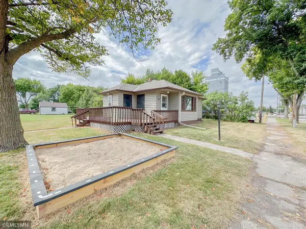 119 1st ST SW, Clara City, MN 56222