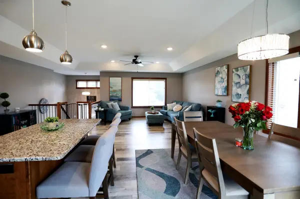 547 Canyon LN NW, Eyota, MN 55934