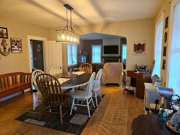 406 3rd AVE E, Osceola, WI 54020