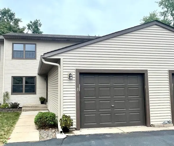 606 4th ST N #3A, North Hudson, WI 54016
