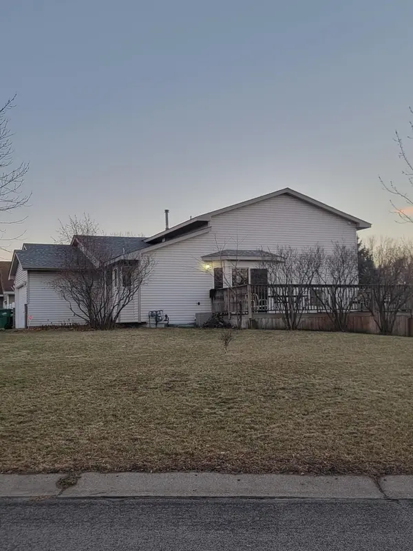 15236 Germanium CIR NW, Ramsey, MN 55303