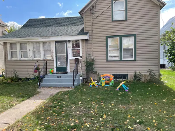 109 Elm ST W,  Amery,  WI 54001