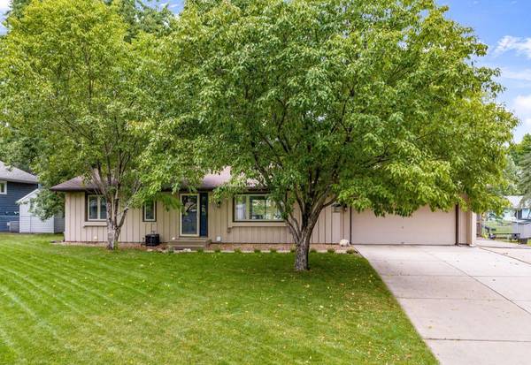 10080 103rd PL N, Maple Grove, MN 55369