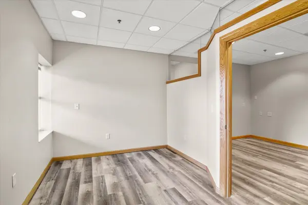 901 Dominion DR #Suite 3, Hudson, WI 54016