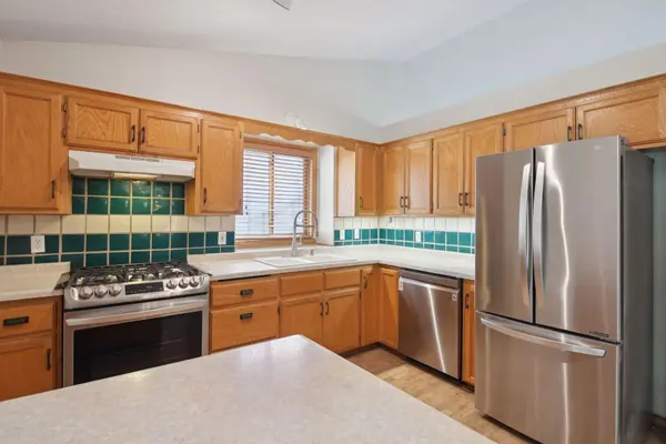 1000 5th AVE NW, Buffalo, MN 55313