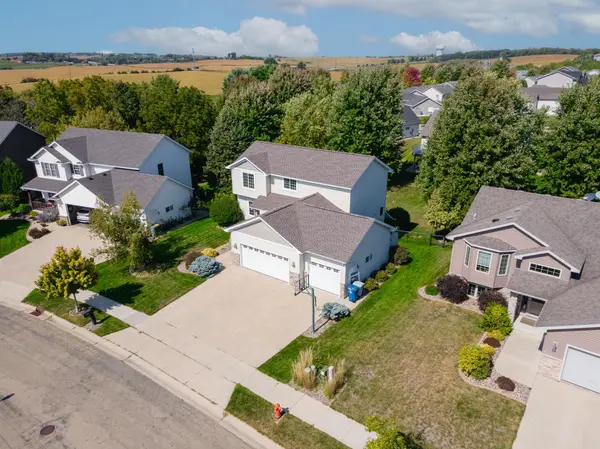 2580 Heartland DR NW, Rochester, MN 55901
