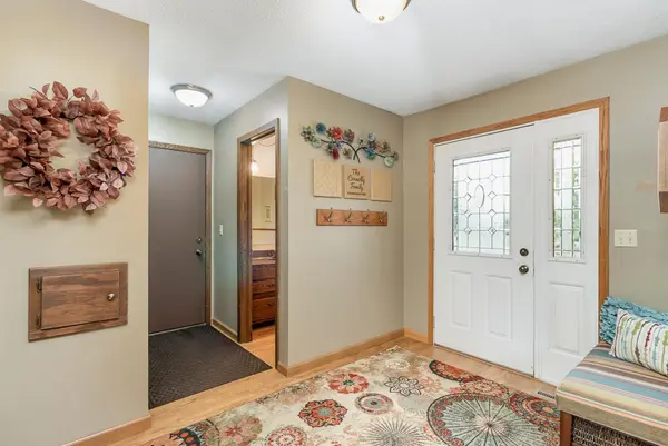 5440 Hilltop AVE N, Lake Elmo, MN 55042