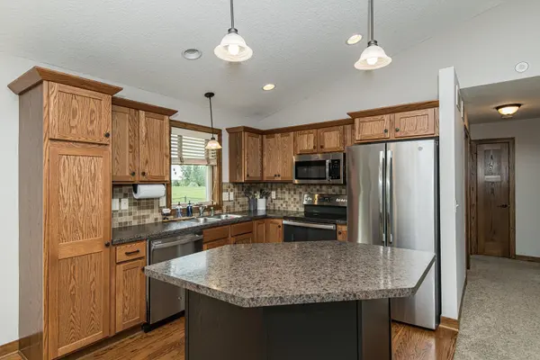 4414 35th ST NW, Rochester, MN 55901