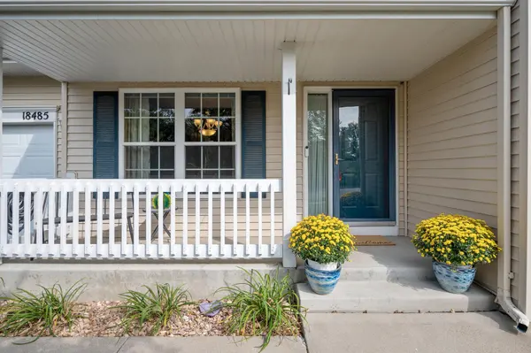 18485 Trott Brook Pkwy NW, Elk River, MN 55330