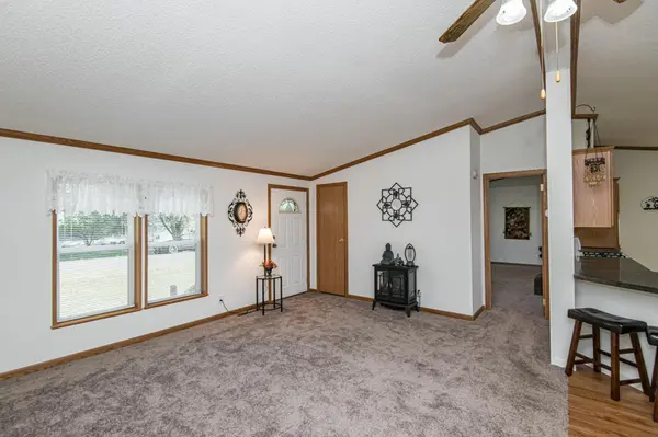 523 2nd ST W, Claremont, MN 55924