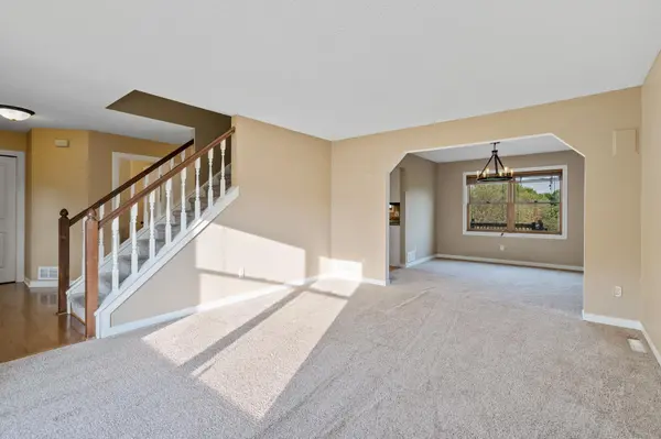 20955 Jamestown AVE, Lakeville, MN 55044