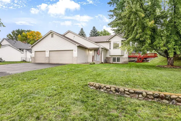 13330 297th ST, Lindstrom, MN 55045