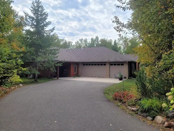 106 White Spruce LN, Coleraine, MN 55722
