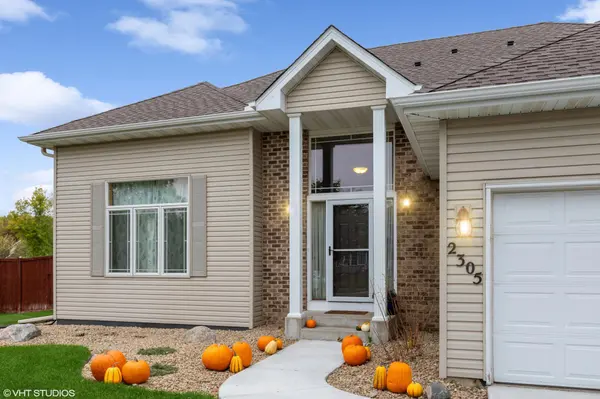 2305 Seurer ST, Elko New Market, MN 55054